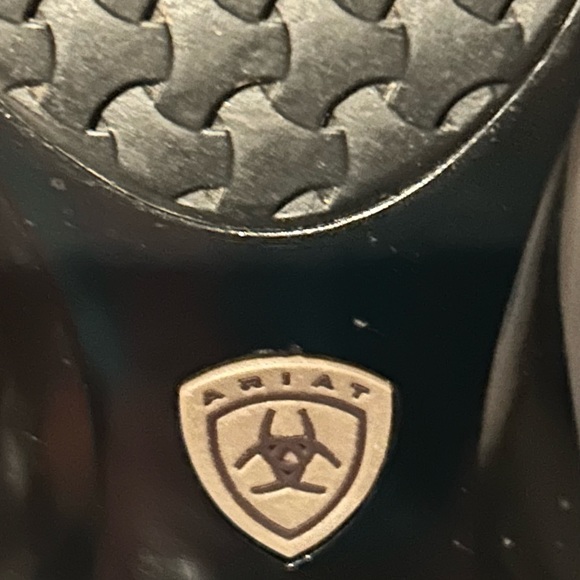 ARIAT Chelsea Boot - Picture 4 of 7